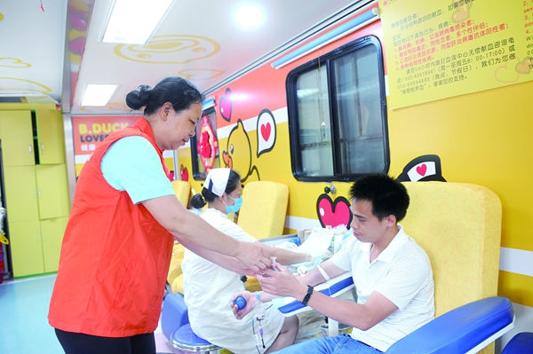 愛心獻血屋獻血前需要注意什么？生產廠家告訴你這三點非常重要